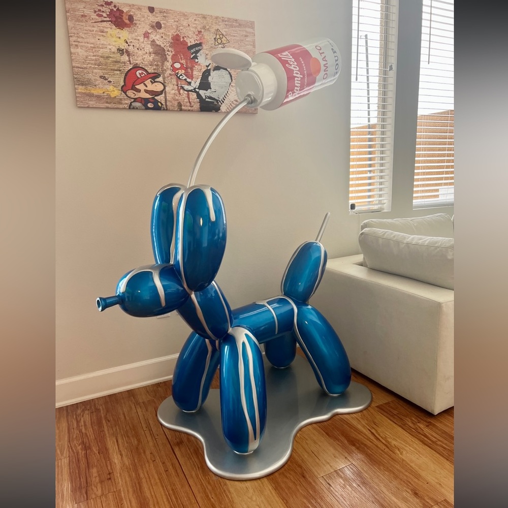 Laura Curiel Sculpture 6 feet tall fiberglass ballon dog